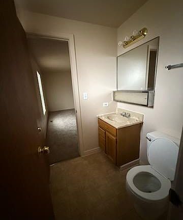 5th image of 311 E 7th St