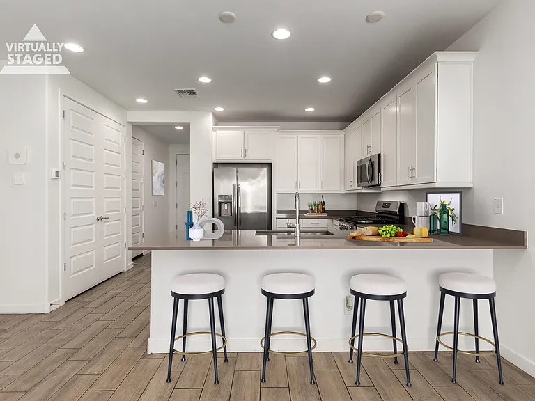 36610 W Mediterranean Way — Photo 4