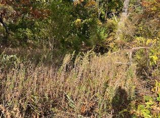 134 Old Quogue Road, Riverside, NY 11901