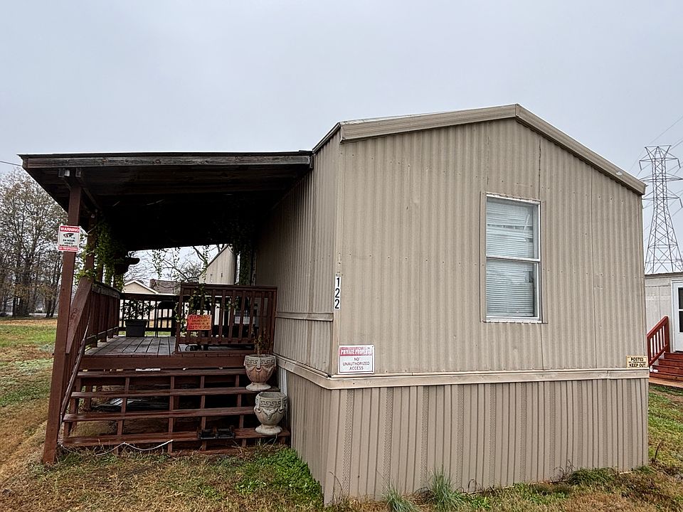 1st image of 122 Alex Dr