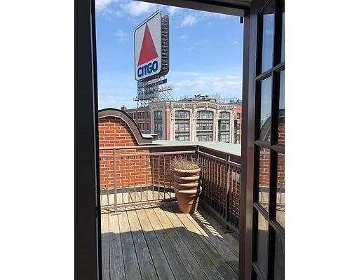 Building Photo - 534 Commonwealth Ave #7C