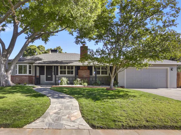 2520 Carson Way, Sacramento, CA 95821