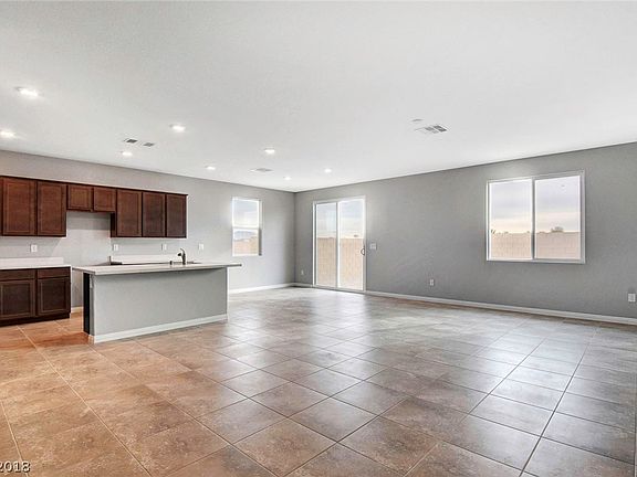 3rd image of 103 Scarlett View Ave Lot 91