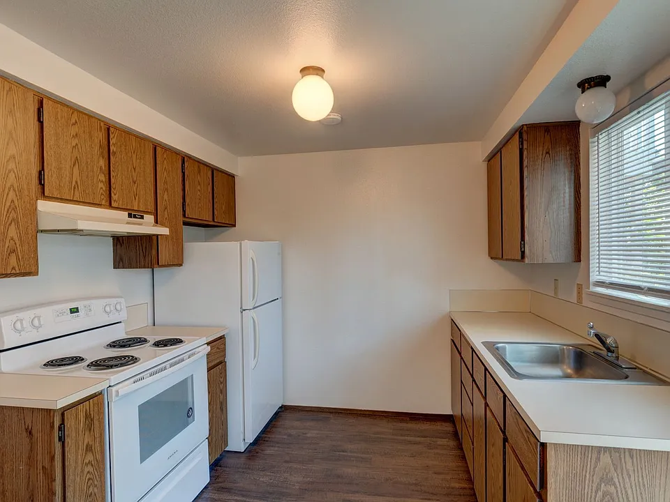 M1407: Horizons West Apartments