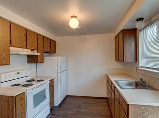 M1407: Horizons West Apartments, Oak Harbor, WA 98277