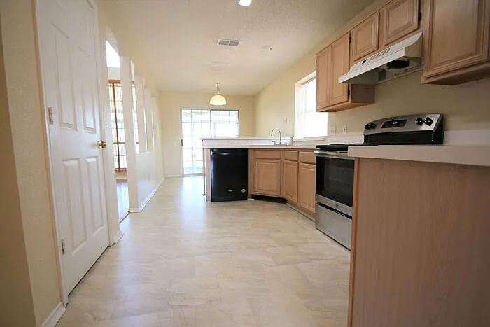 3412 Derby Ct