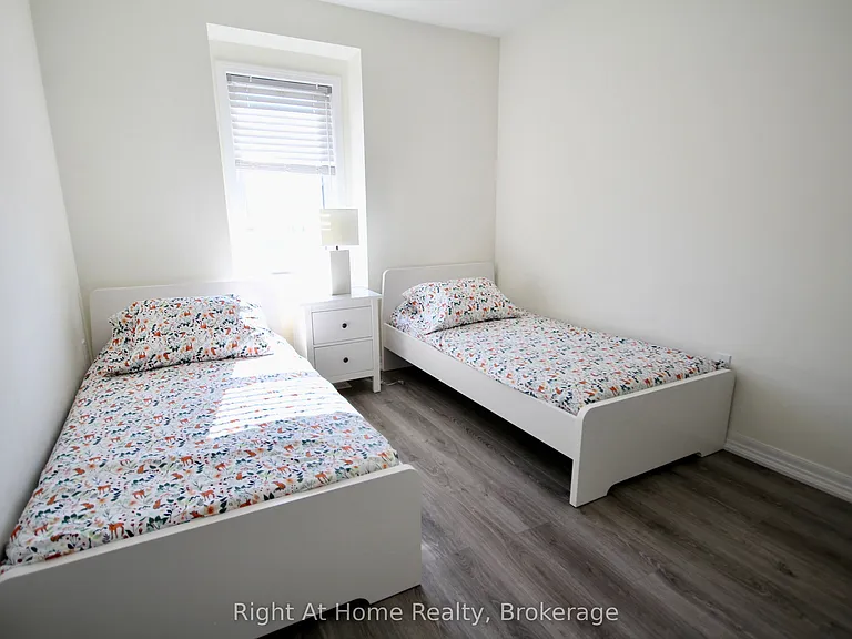 119 Stork St — Photo 27