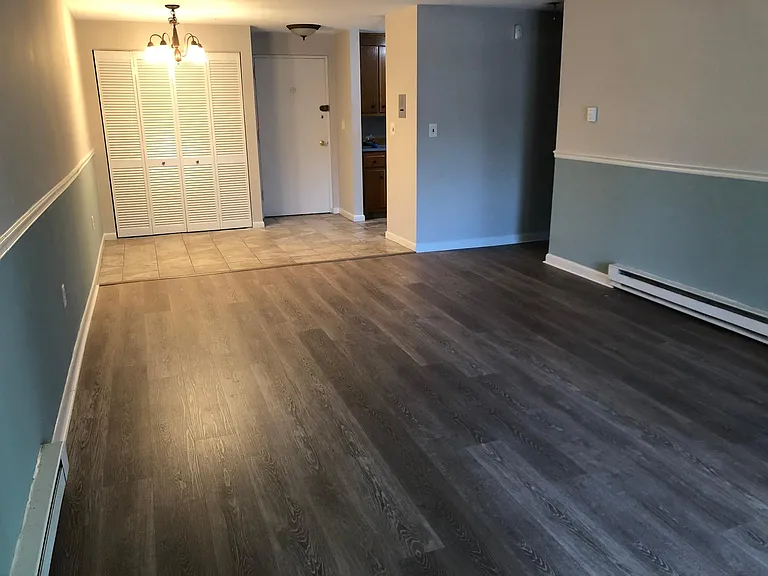 28 Fountain Ln #3 — Photo 2