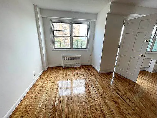 Rented by Bruma Realty LLC | media 6