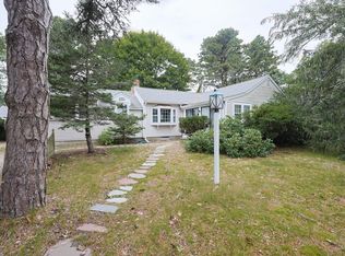 15 Glendon Rd, Dennis Port, MA 02639