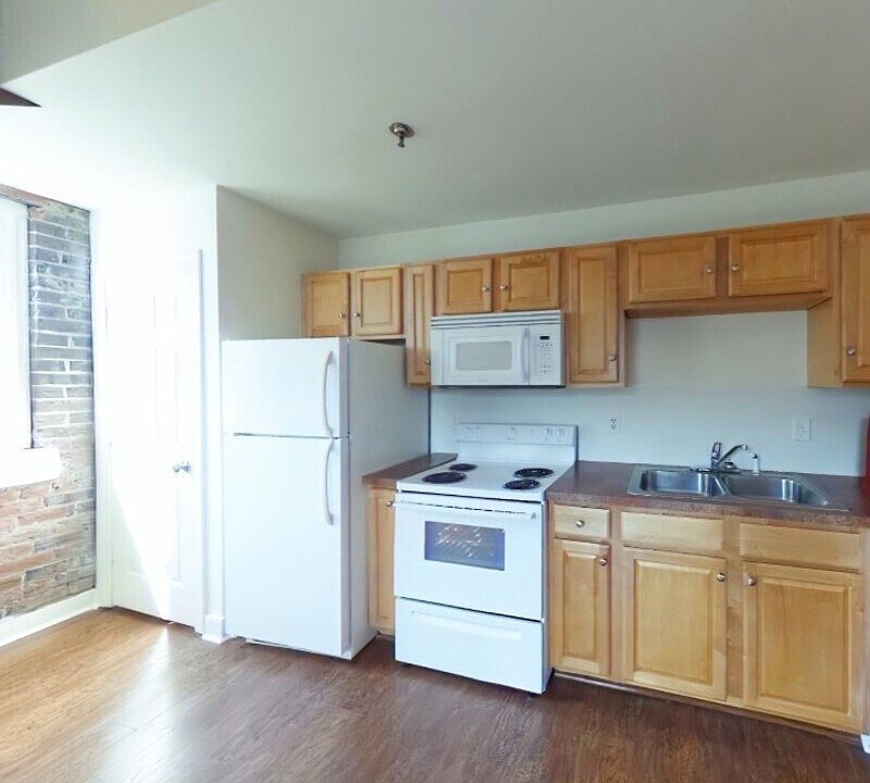1st image of 302 N Goshen St Room 205