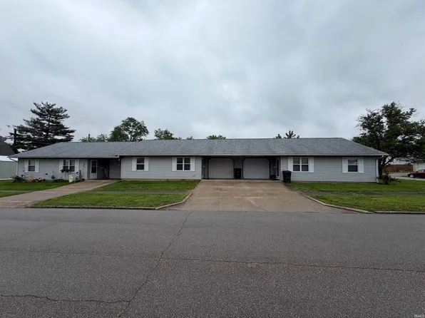 301-303 305th St SE #A, Linton, IN 47441