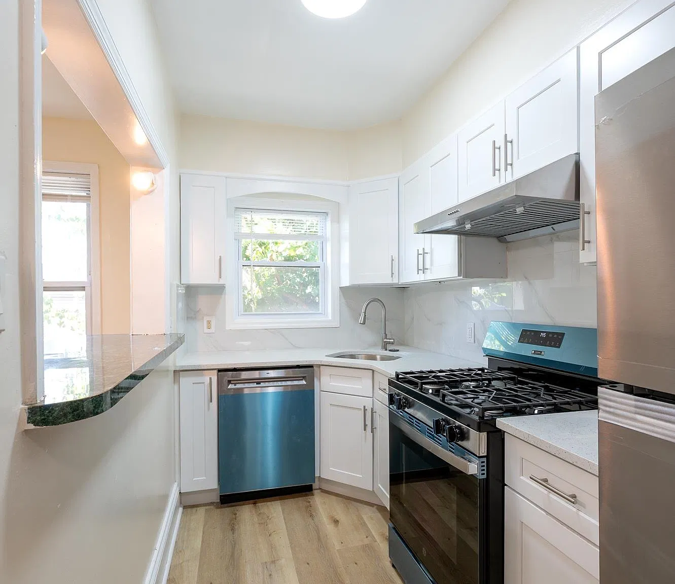 85 Magnolia Avenue — Photo 4