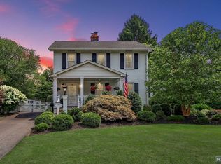 442 1st St, Oradell, NJ 07649