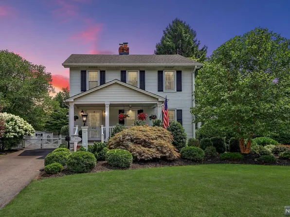 442 1st St, Oradell, NJ 07649