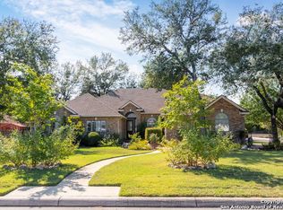 13710 French Park, Helotes, TX 78023