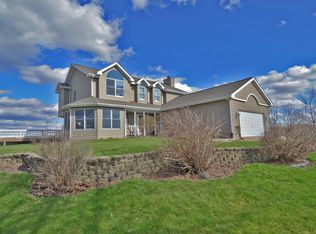 2251 N 4350th Rd, Sheridan, IL 60551