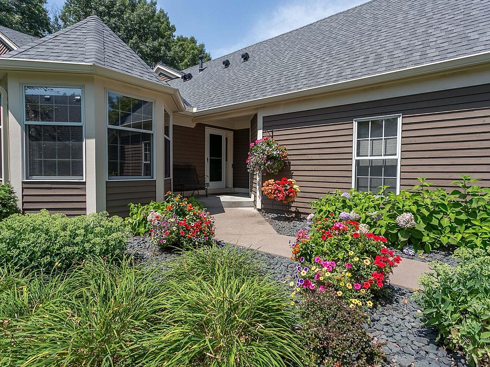 1st image of 1648 Wexford Ct