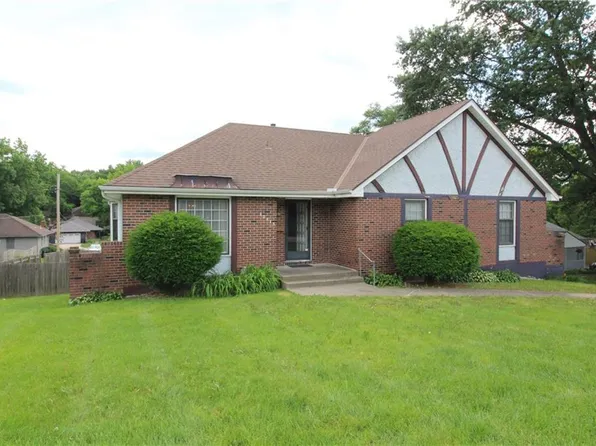 12815 E 35th St S, Independence, MO 64055