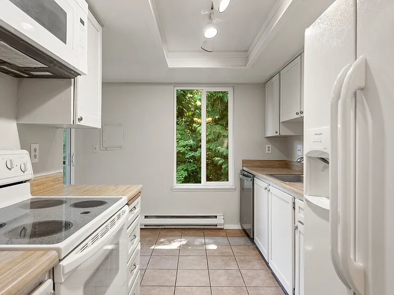 17534 151st Ave SE #10-13 — Photo 4