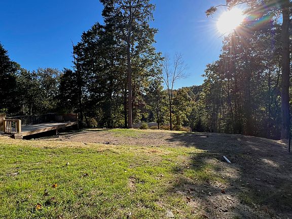 3rd image of 1163 Leonard Ln