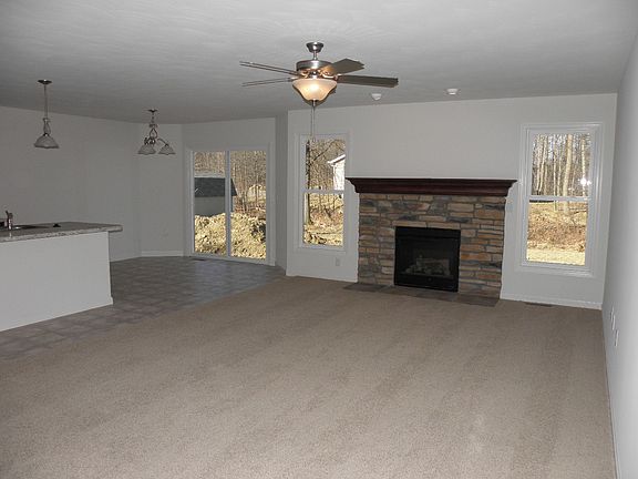 5th image of 1284 Cross Drive
