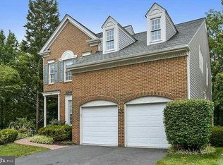 3738 Center Way, Fairfax, VA 22033