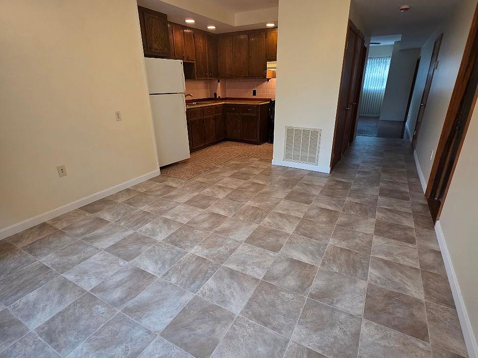 1st image of 145 Suffolk St APT 1