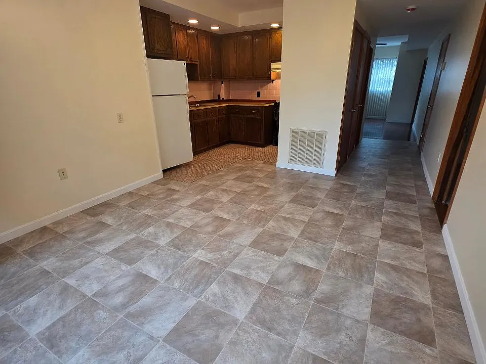145 Suffolk St #1