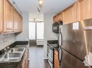 4339 N Hazel St #1511, Chicago, IL 60613