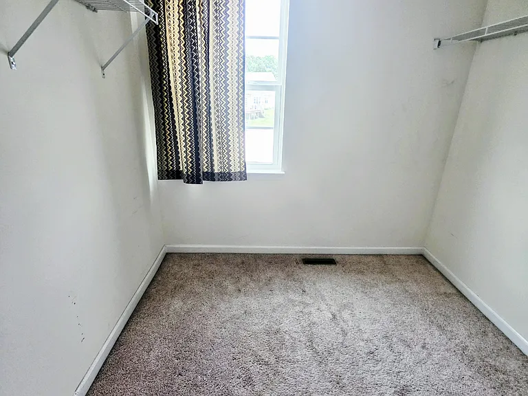 114 Glenridge Cir — Photo 23