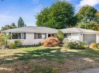 2951 Barclay Rd, Medford, OR 97504