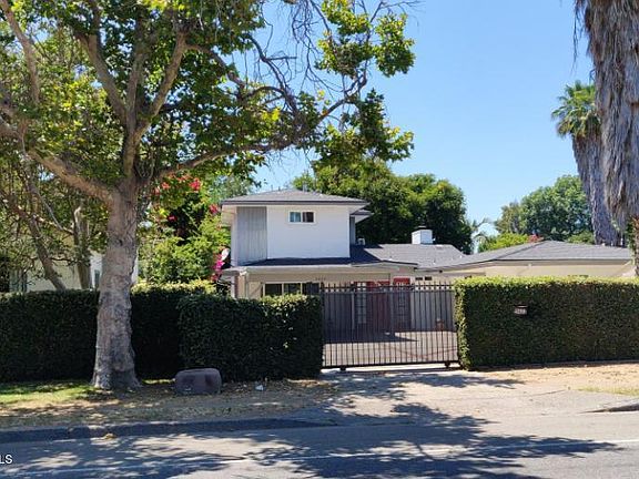 2nd image of 5423 Woodman Ave