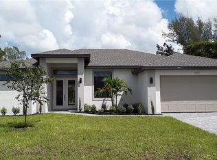 528 SW 31st Terrace Cpe, Coral, FL 33914
