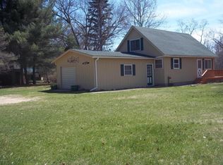 10555 Indian Trail Dr, Manistee, MI 49660