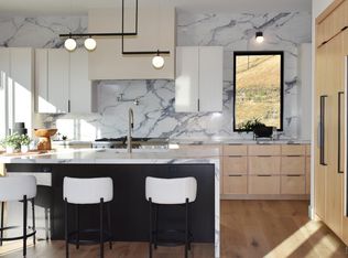 3921 Flintridge Drive, Santa Rosa, CA 95403