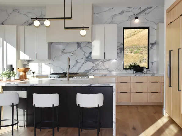 3921 Flintridge Drive, Santa Rosa, CA 95403