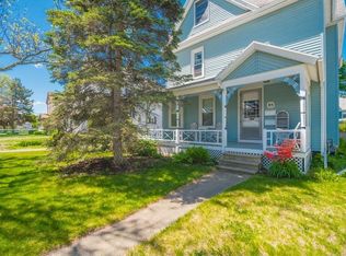 85 Nonotuck St, Holyoke, MA 01040