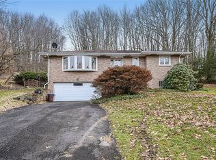 229 Bashforth Dr, Jeannette, PA 15644