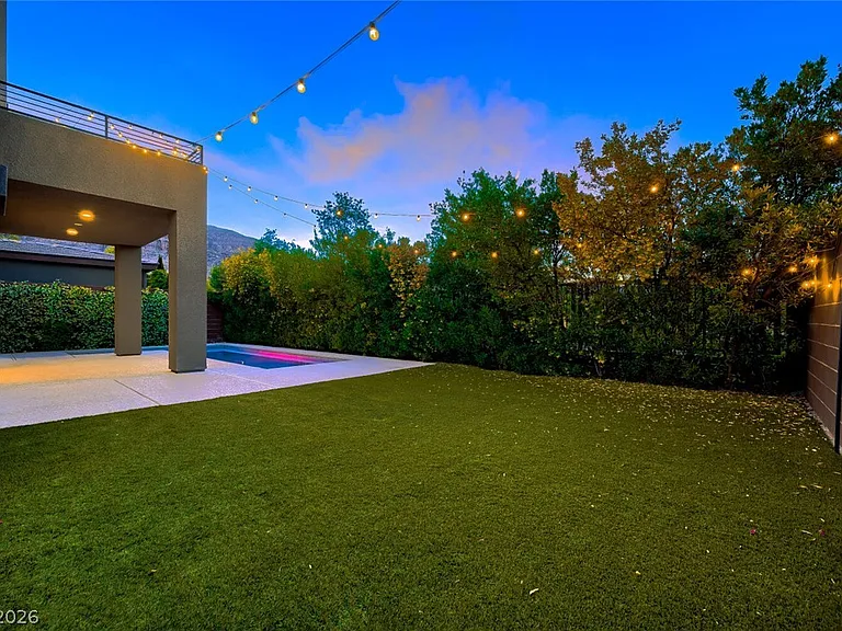 10334 Jade Gardens Dr — Photo 21