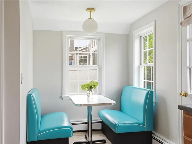 23 Morton Pl — Photo 9