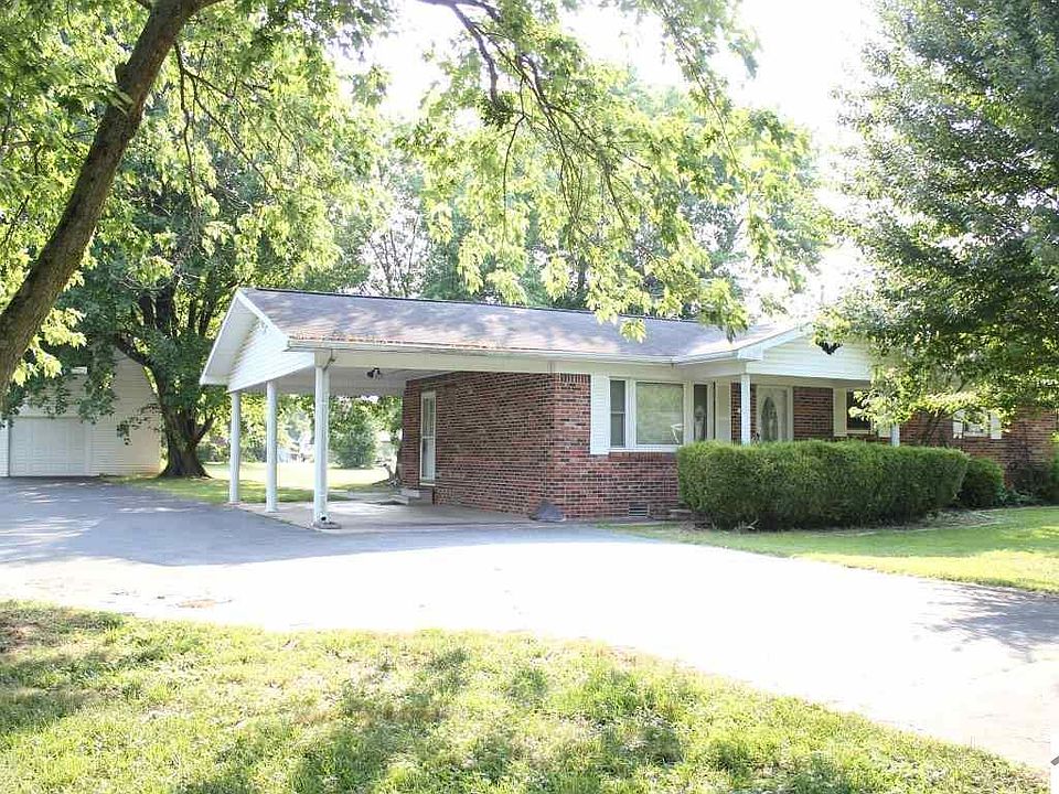 1st image of 472 Sharon Dr