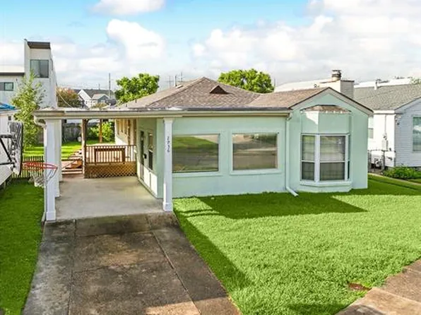 2936 Derbigny St, Metairie, LA 70001