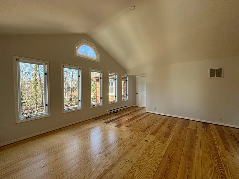 103 Thornwood Rd — Photo 23