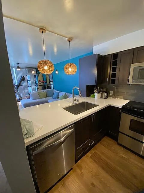 930 Kaheka St — Photo 2