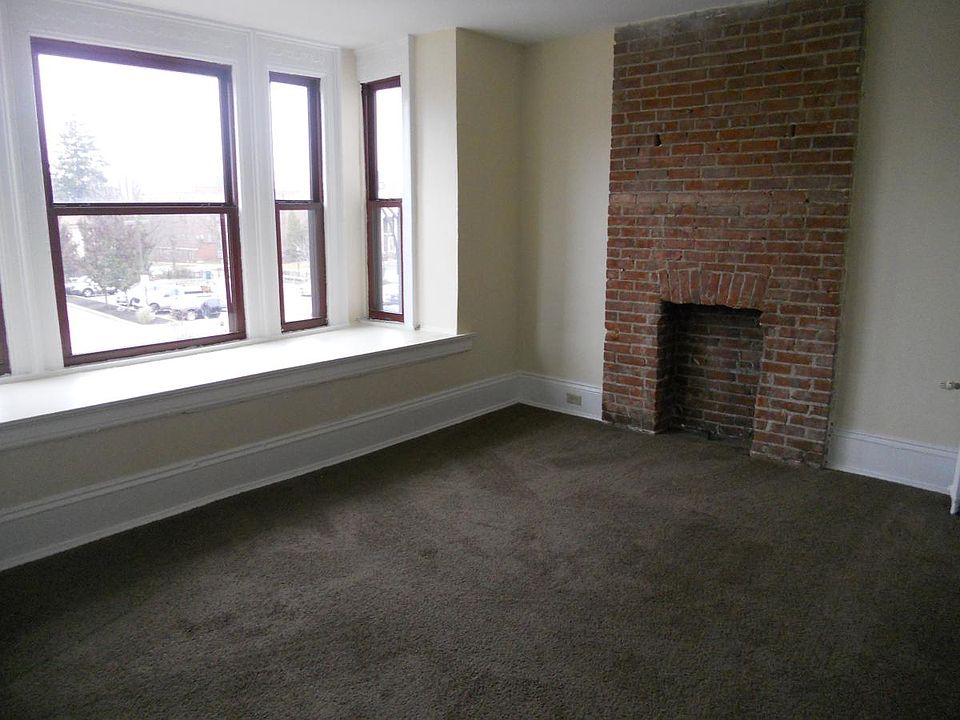 1st image of 267 Elmwood Ave APT E