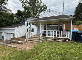 1325 Lewis Rd SE, Roanoke, VA 24014