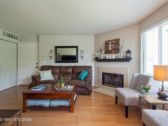 2nd image of 310 Wethington Dr Unit B