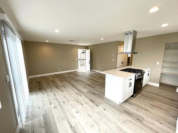 2nd image of 144 Lisa Ln
