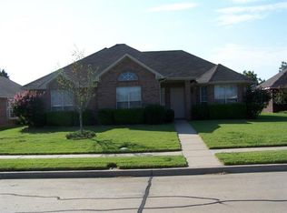 2515 Daisy Ln, Rowlett, TX 75089